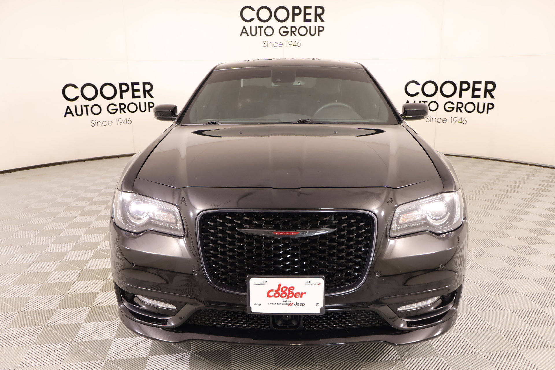 Used 2023 Chrysler 300 S w/ Comfort Group RWD image 10