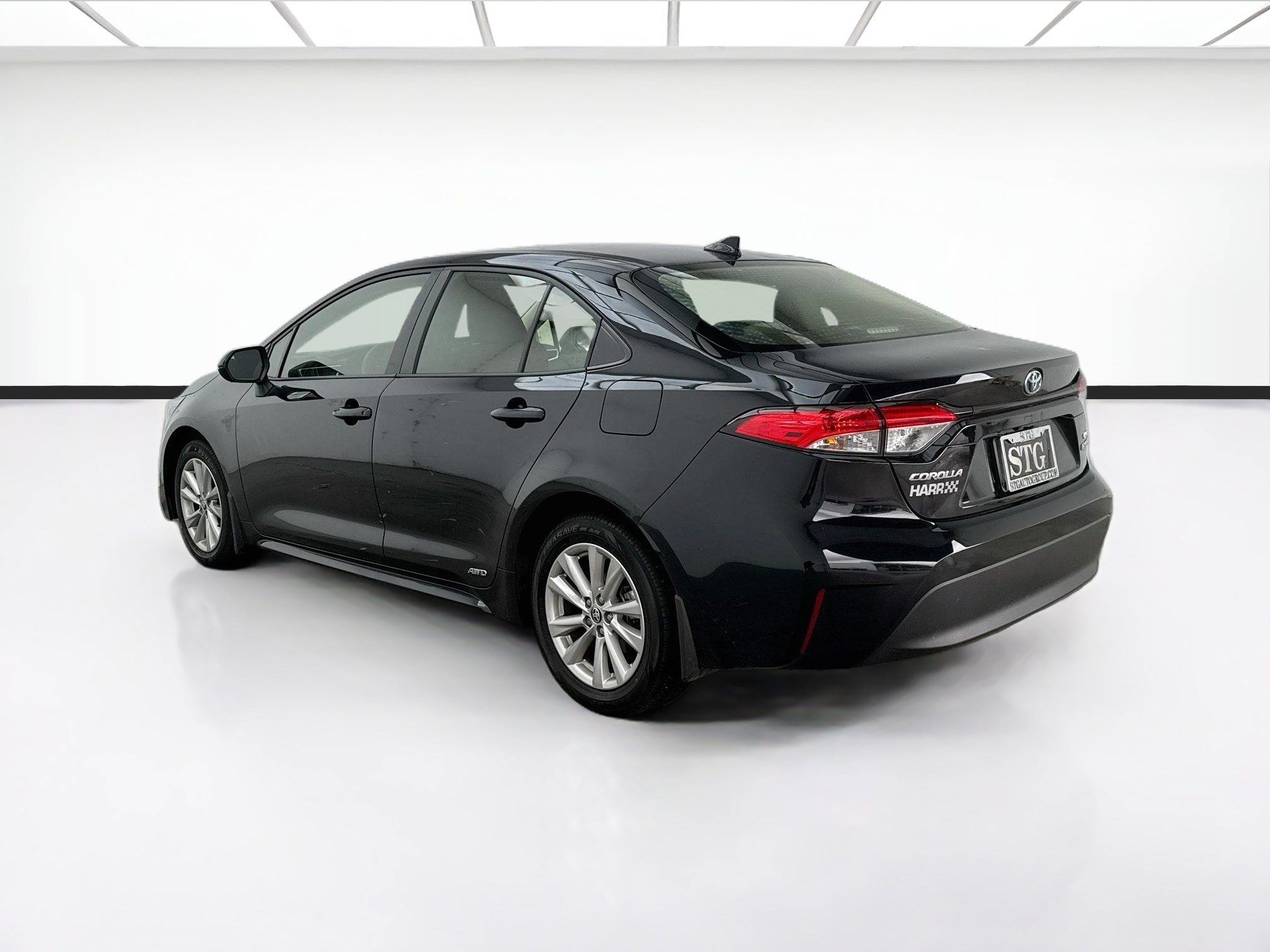 Used 2024 Toyota Corolla LE w/ LE Convenience Package AWD/4WD image 6