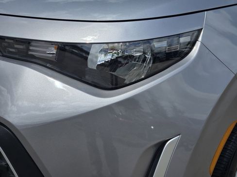 Used 2025 Kia Soul LX w/ LX Technology Package image 15