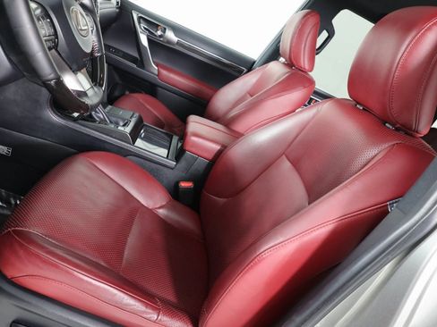 Used 2023 Lexus GX 460 Luxury w/ Sport Design Package image 10