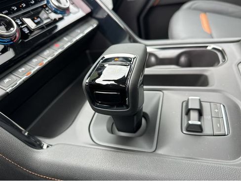 New 2026 GMC Sierra 1500 AT4 w/ AT4 Premium Package AWD/4WD image 22