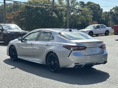 Used 2023 Toyota Camry XSE image 8