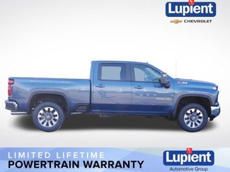 New 2026 Chevrolet Silverado 3500 LT video 2