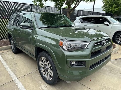 Used 2022 Toyota 4Runner TRD Sport w/ Technology Package AWD/4WD image 2
