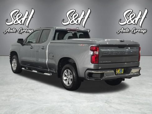 Used 2022 Chevrolet Silverado 1500 LT w/ Safety Package II AWD/4WD image 17