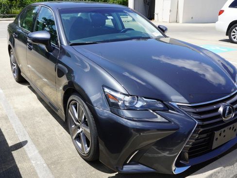 Used 2017 Lexus GS 350 RWD image 3