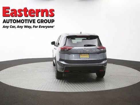 Used 2024 Nissan Rogue S AWD/4WD image 37