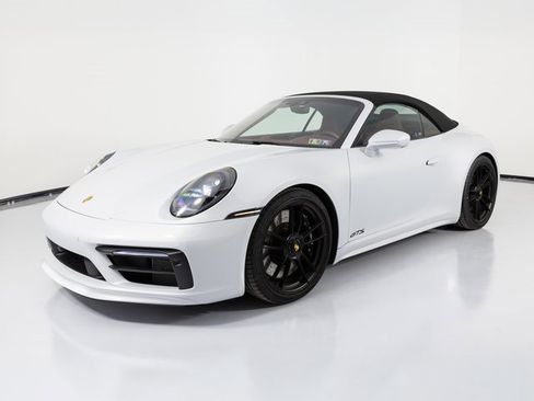 Certified 2023 Porsche 911 Carrera GTS image 7