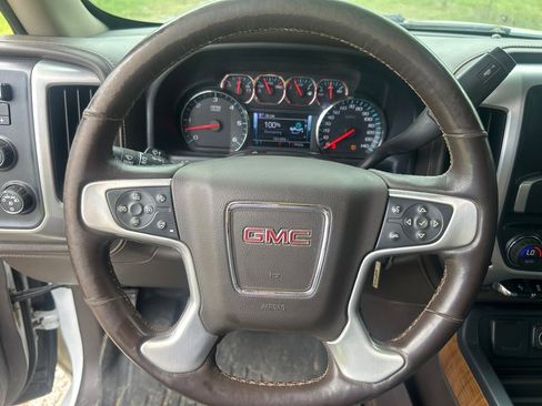 Used 2017 GMC Sierra 1500 SLT AWD/4WD image 9