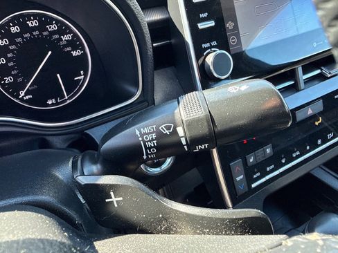 Used 2022 Toyota Avalon Touring w/ Advanced Safety Package image 30