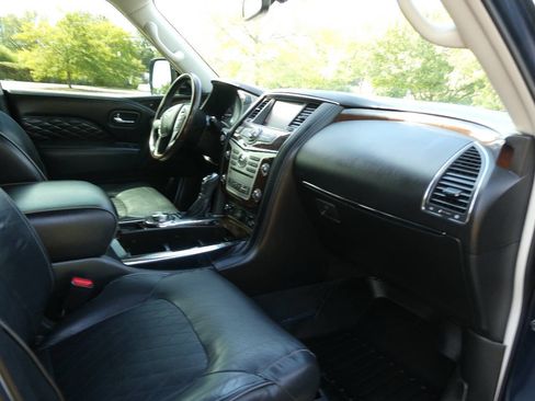 Used 2019 INFINITI QX80 Luxe w/ 22" Wheel Package image 7