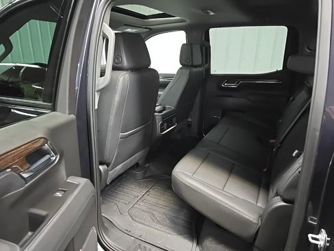 Used 2025 GMC Sierra 1500 Elevation w/ Elevation Premium Package AWD/4WD image 31