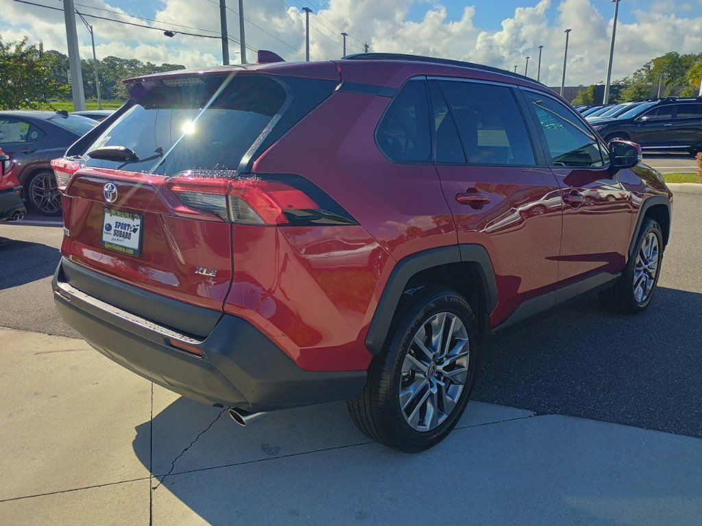 Used 2023 Toyota RAV4 XLE Premium FWD image 5