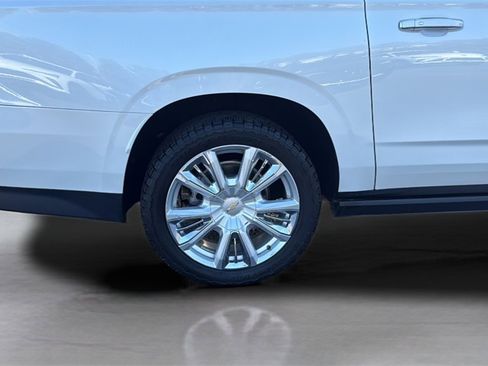 Used 2021 Chevrolet Suburban High Country image 23