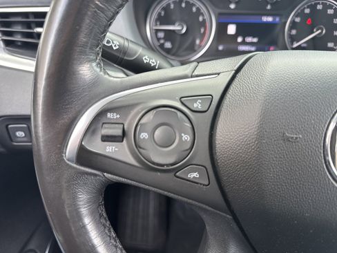 Used 2020 Buick Enclave Essence w/ Sound and Sites Package image 27