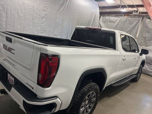 Used 2024 GMC Sierra 1500 AT4 w/ Technology Package AWD/4WD image 6