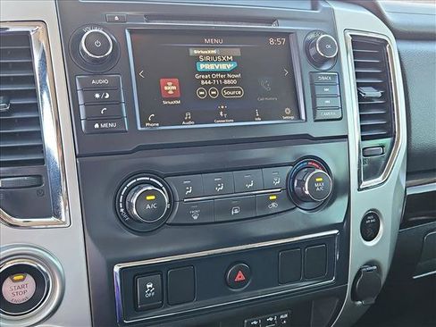 Used 2019 Nissan Titan SV image 13