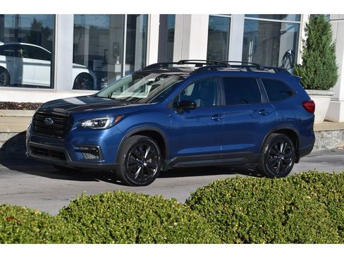 Used 2022 Subaru Ascent Onyx Edition image 8