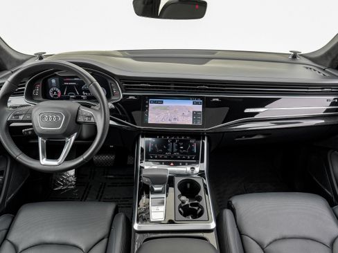 Used 2019 Audi Q8 Prestige AWD/4WD image 14