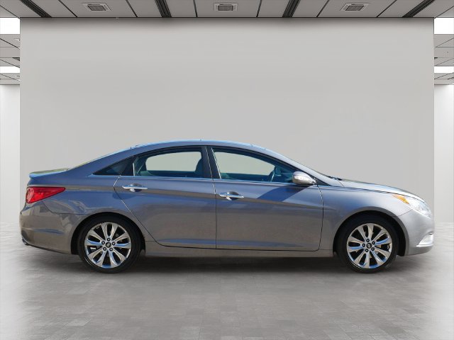 Used 2012 Hyundai Sonata Limited FWD image 6
