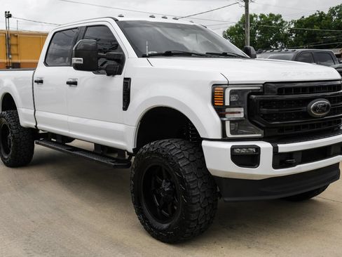 Used 2021 Ford F350 Lariat AWD/4WD image 5
