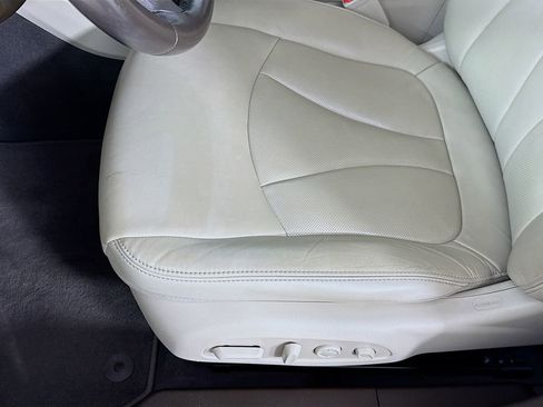 Used 2017 Buick LaCrosse Premium w/ Driver Confidence Package #2 AWD/4WD image 21