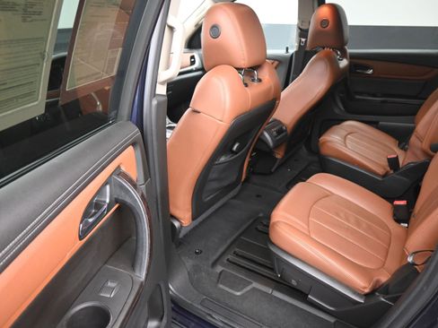 Used 2017 Chevrolet Traverse Premier image 18