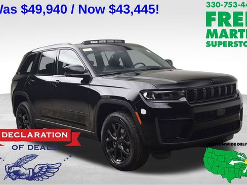 New 2026 Jeep Grand Cherokee Altitude AWD/4WD image 1
