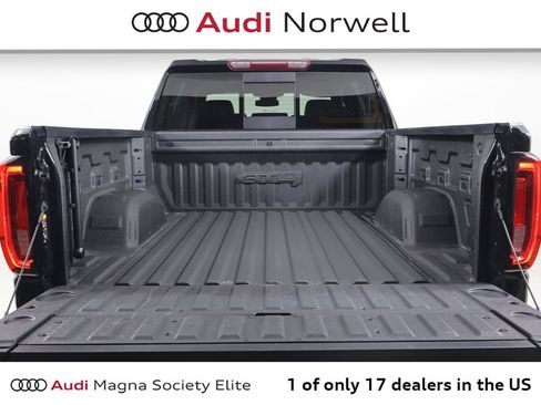 Used 2024 GMC Sierra 1500 AT4 w/ AT4 Preferred Package AWD/4WD image 16