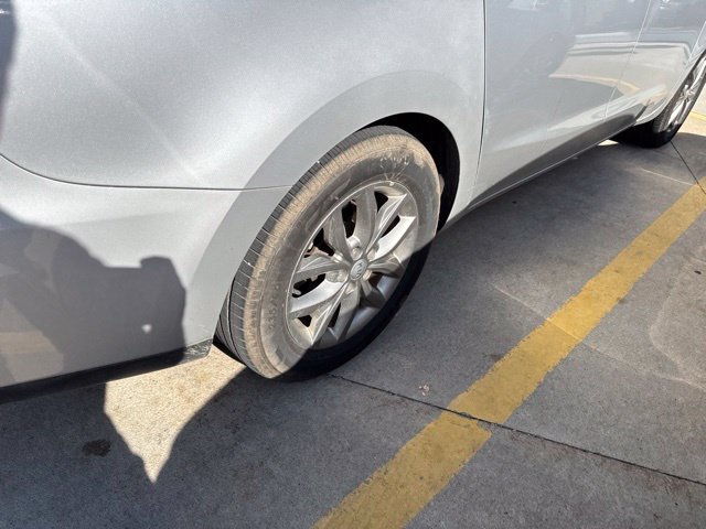 Used 2020 Kia Sedona EX FWD image 9