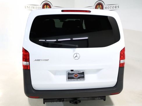 Used 2023 Mercedes-Benz Metris Passenger image 26