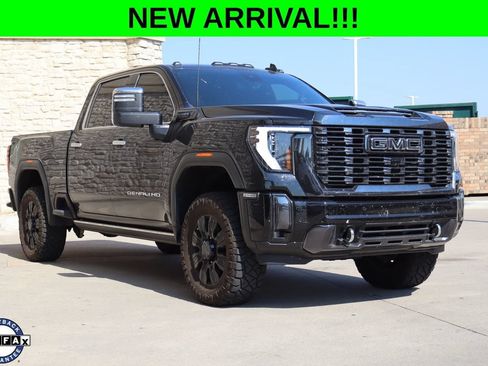 Used 2024 GMC Sierra 2500 Denali Ultimate AWD/4WD image 1