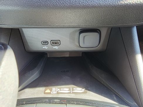 New 2026 Buick Envista Sport Touring image 28