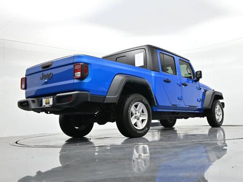 Used 2023 Jeep Gladiator Sport image 21