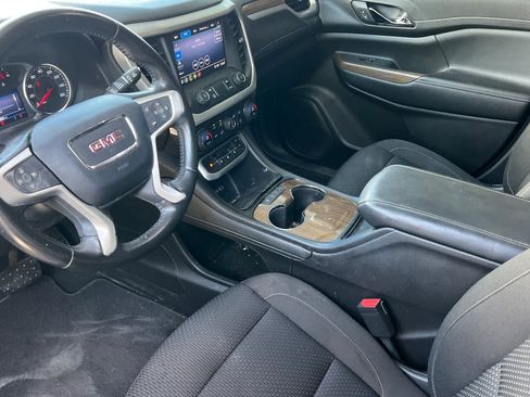 Used 2020 GMC Acadia SLE FWD image 14
