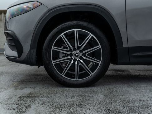 Used 2024 Mercedes-Benz EQB 350 4MATIC SUV image 13