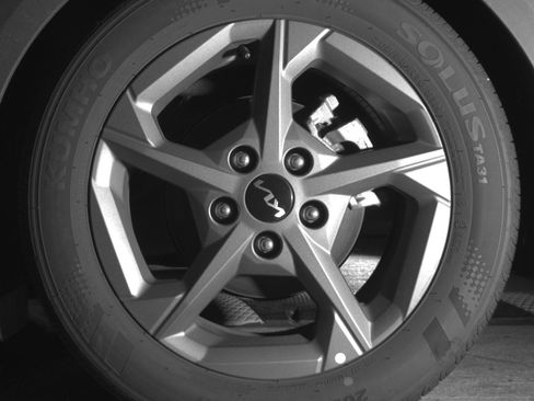 Used 2025 Kia K4 LXS image 14