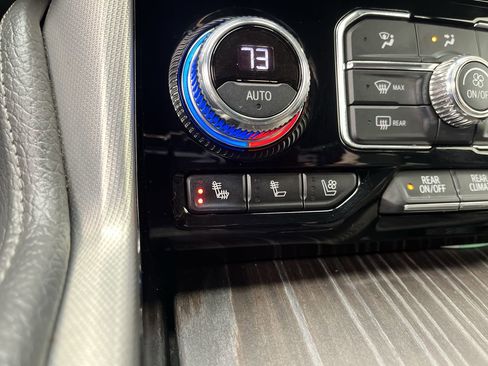 Certified 2021 GMC Yukon Denali w/ Denali Premium Package image 27