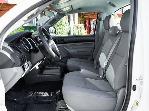 Used 2012 Toyota Tacoma 2WD Regular Cab image 17