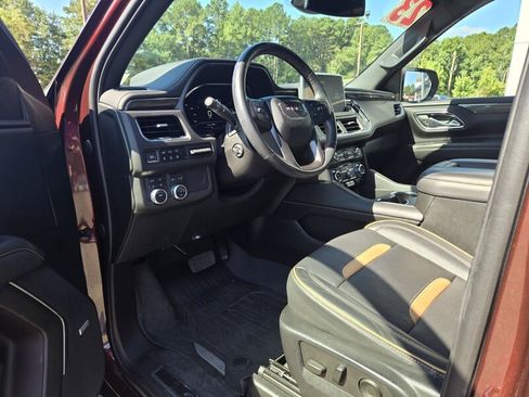 Used 2023 GMC Yukon XL AT4 w/ Technology Package AWD/4WD image 20
