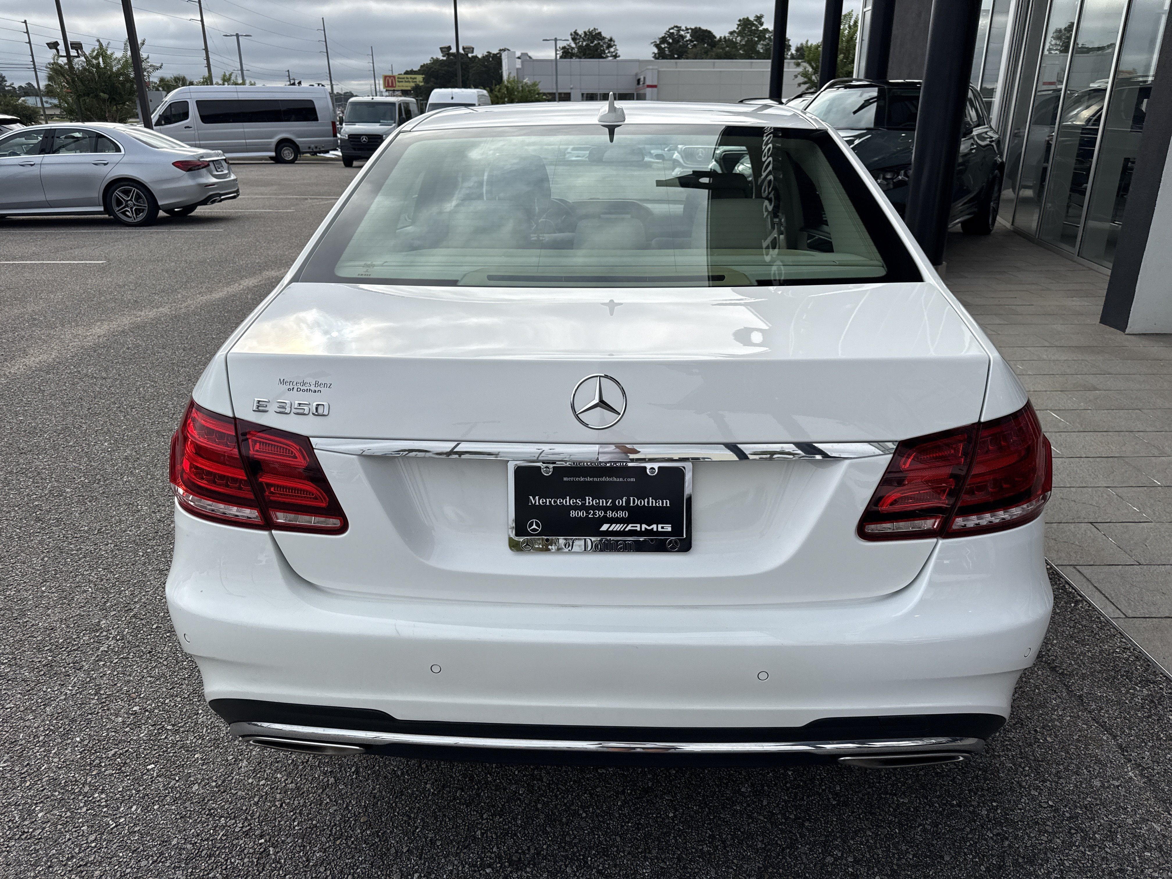 Used 2015 Mercedes-Benz E 350 Sedan image 3