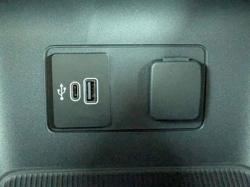 New 2026 Ford Explorer ST-Line w/ ST-Line Street Pack image 26