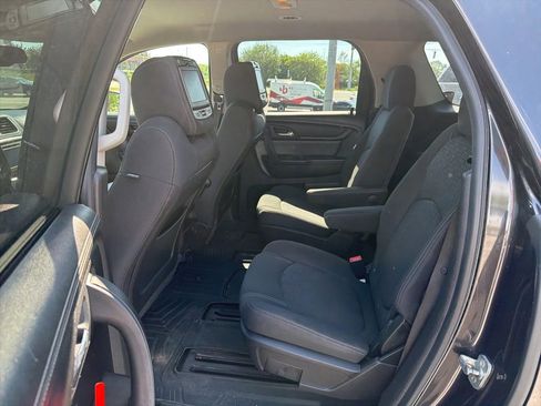 Used 2016 GMC Acadia SLE FWD image 7