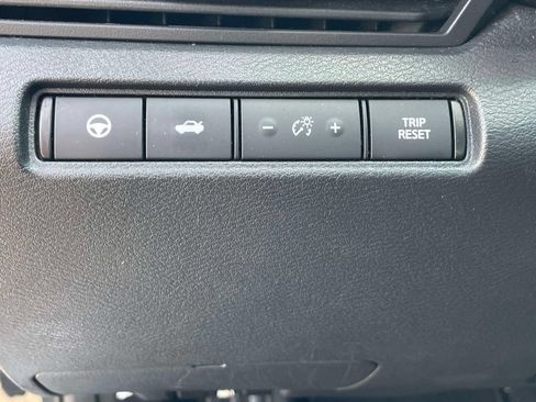 Used 2019 Nissan Altima 2.5 Platinum AWD/4WD image 21