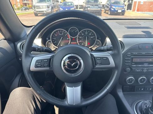 Used 2012 MAZDA MX-5 Miata Grand Touring w/ Premium Pkg RWD image 10
