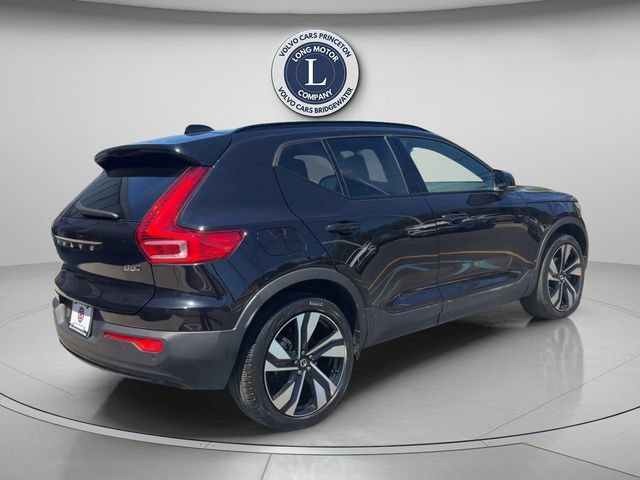 Certified 2023 Volvo XC40 B5 Plus w/ Climate Package AWD/4WD image 8