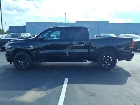 New 2026 RAM 1500 Laramie AWD/4WD image 3