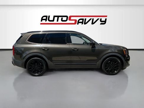 Used 2021 Kia Telluride SX w/ Nightfall Edition Package AWD/4WD image 8