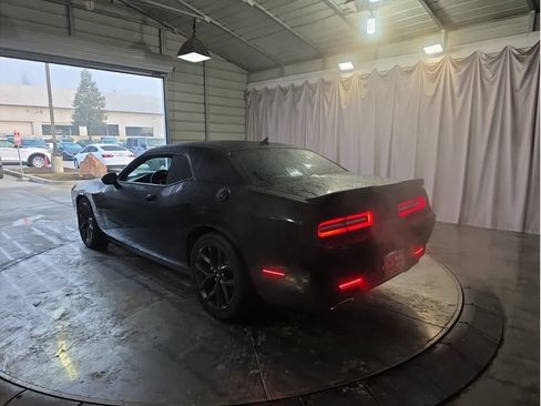 Used 2023 Dodge Challenger GT w/ Plus Package image 5