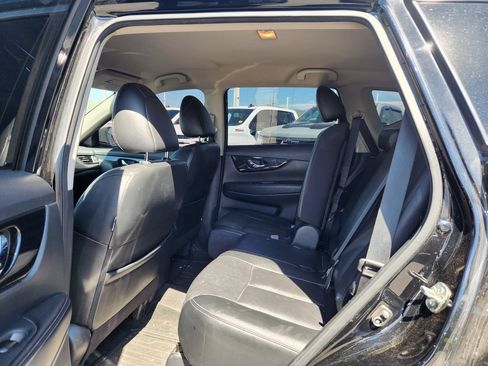 Used 2020 Nissan Rogue SL AWD/4WD image 6